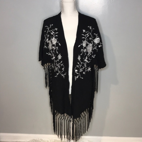 Timing Jackets & Blazers - Embroidered Black White Tassel Floral Kimono Large